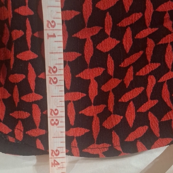 Zara Wome's Red and Black Geometric Blouse Size M - Picture 10 of 10